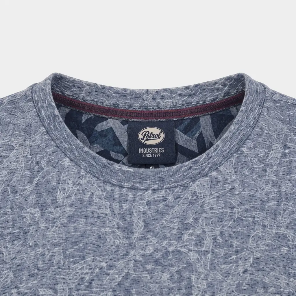 create front neck view 202607071506